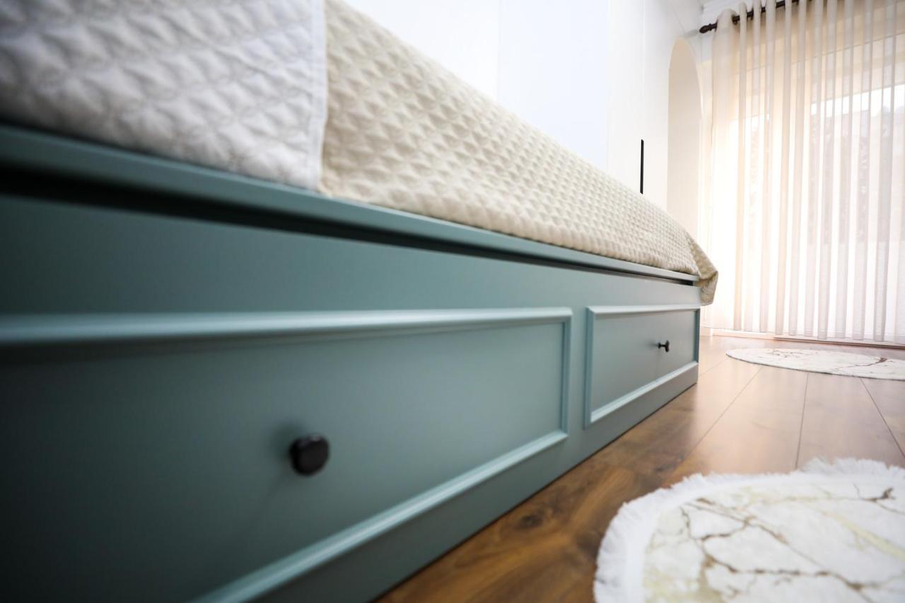 Tirana Center Apartment - Your Cosy Corner Екстер'єр фото