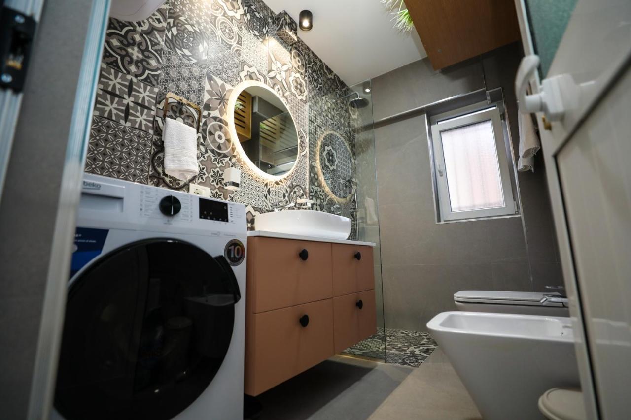 Tirana Center Apartment - Your Cosy Corner Екстер'єр фото